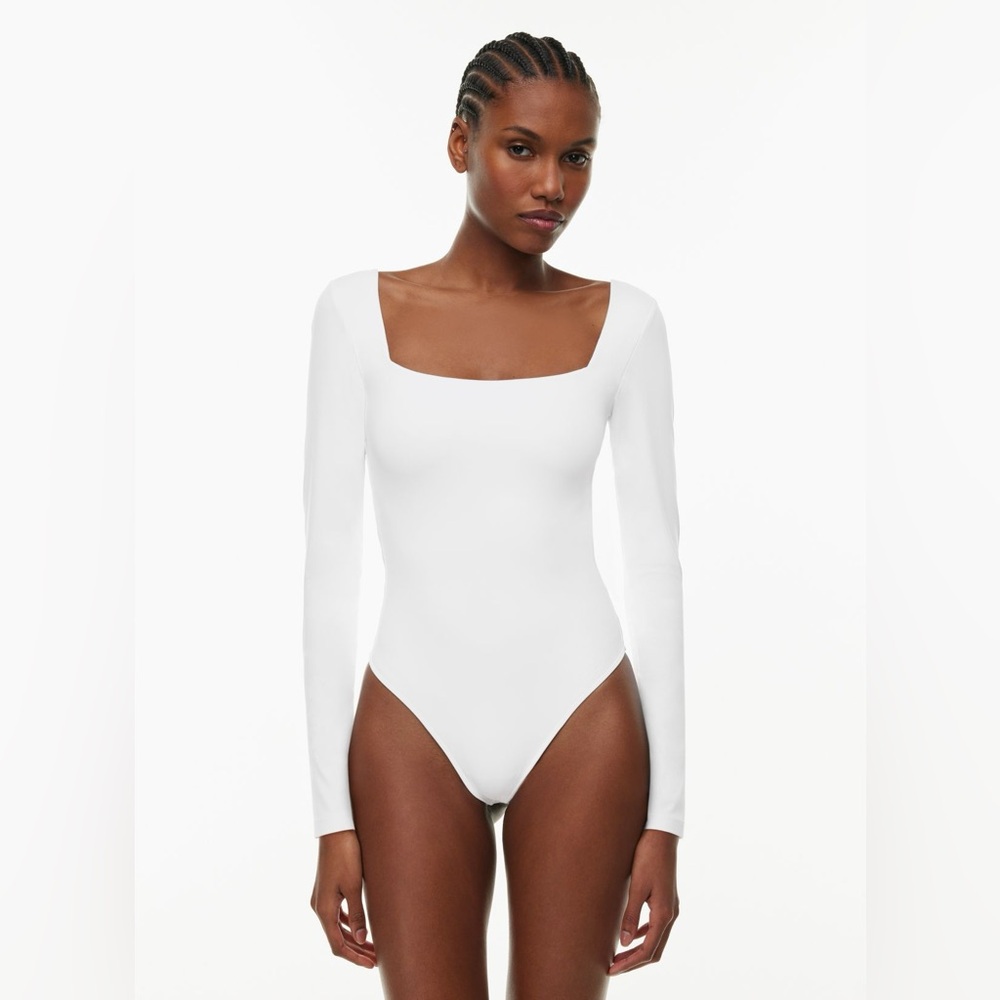 Babaton contour square neck long sleeve bodysuit